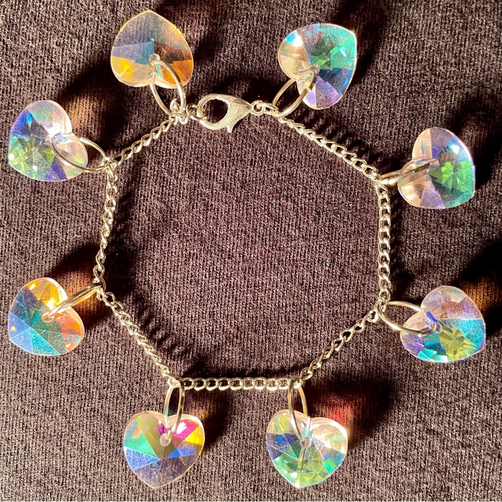 Iridescent Crystal Heart Bracelet 7.25”